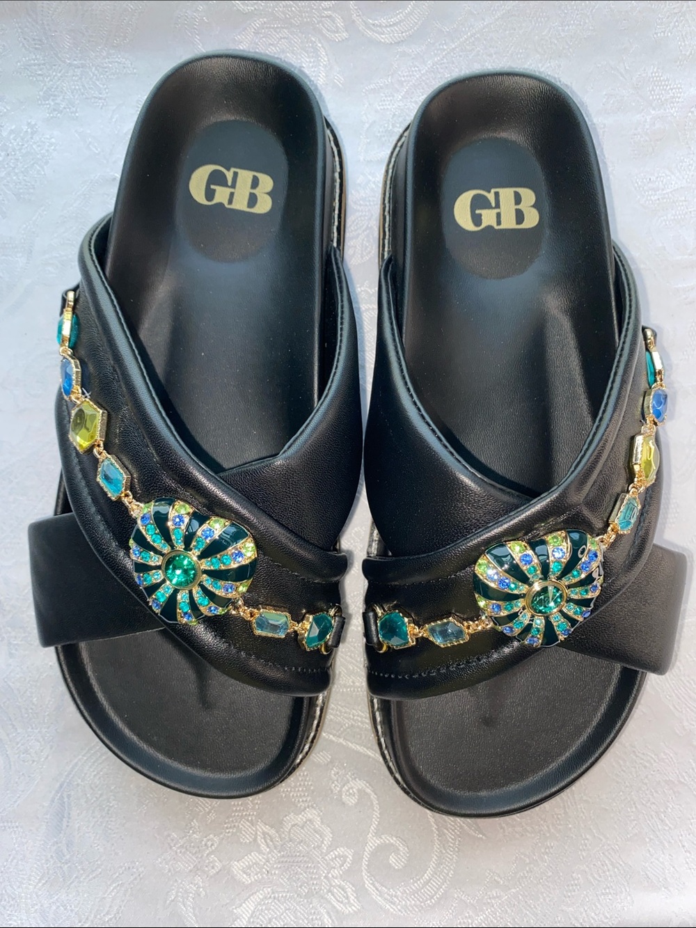 NWOT leather Gianni Bini jeweled 1” platform sandals, sz. 8
